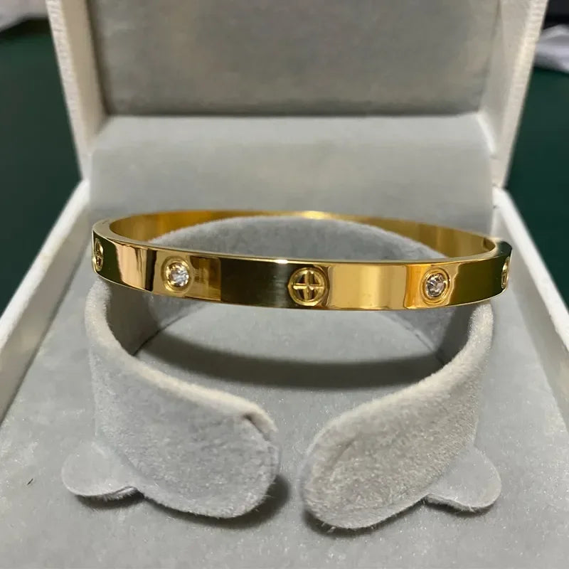 Bracelete Love Cartier Virginia banhado a ouro 18k e prata 925